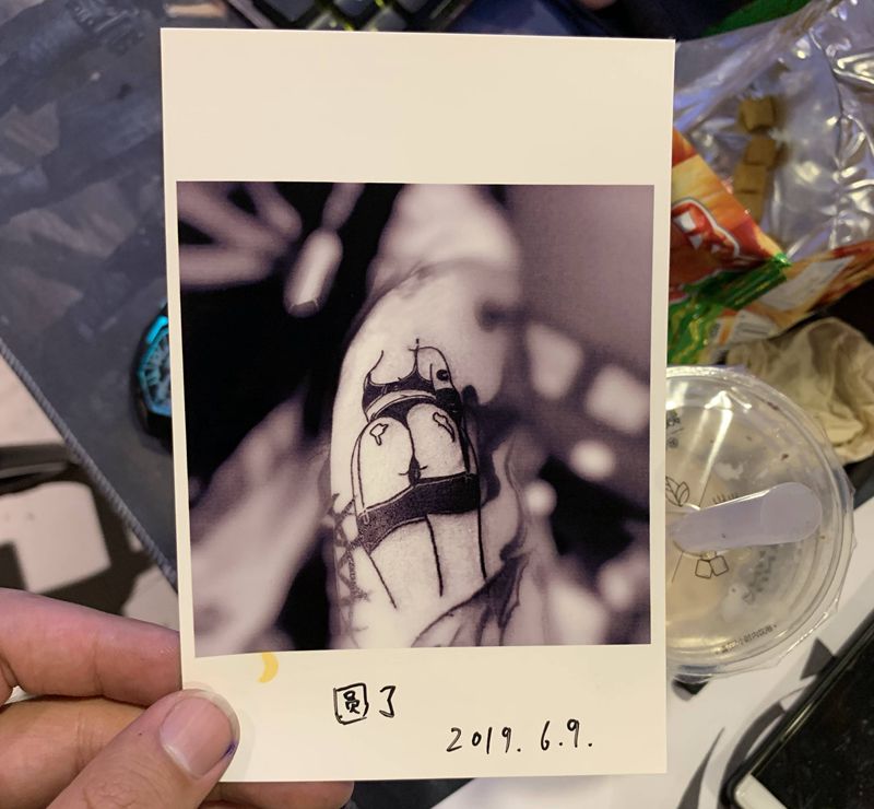 污图纹身图片_手臂图腾纹身图案