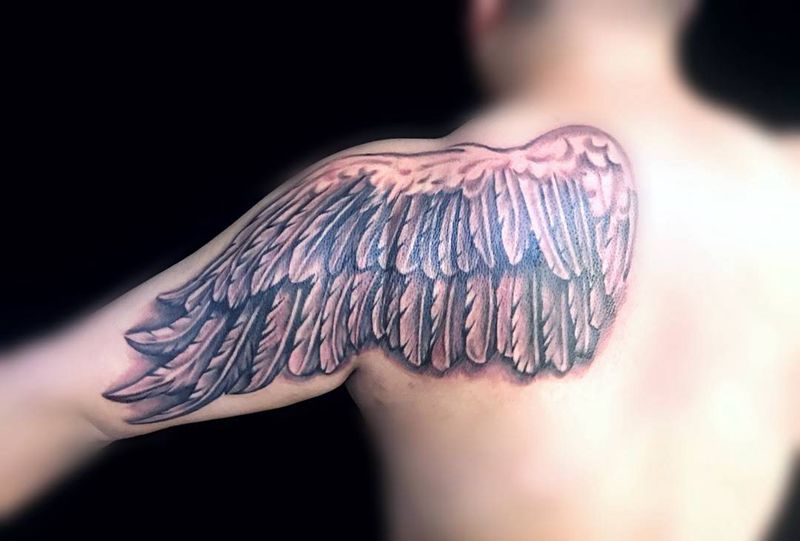 翅膀纹身图片
