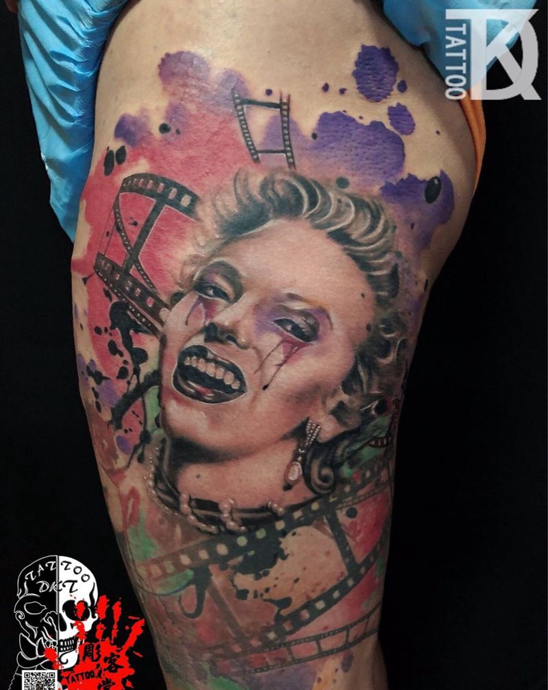 梦露纹身图片_腿部欧美写实纹身图案