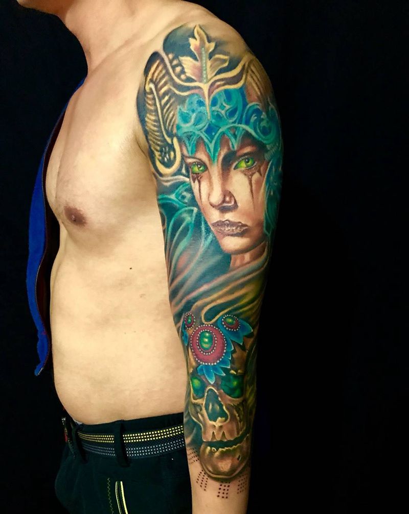 羊角女与骷髅纹身图片_成品欧美手臂人物纹身图案