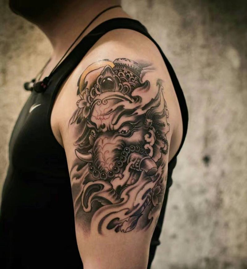 象神纹身图片_手臂传统纹身图案