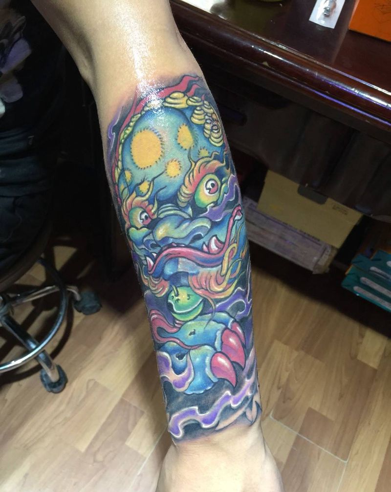 唐狮 遮盖前后对比纹身图片_成品手臂传统动物遮盖纹身图案