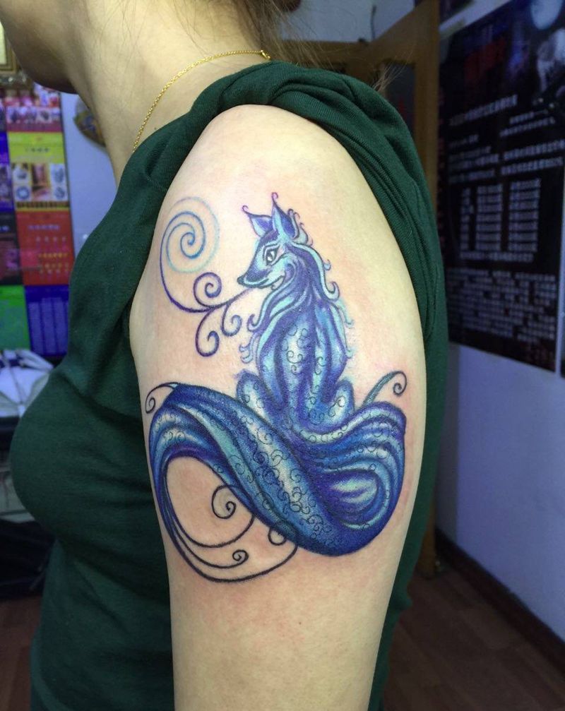 遮盖作品 蓝狐     遮盖前后纹身图片_成品手臂清新动物纹身图案