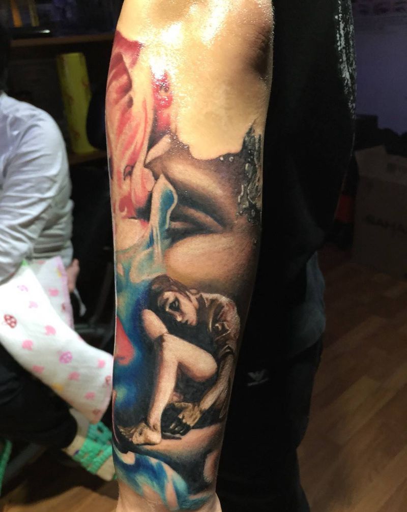 欧美彩色  美女意境 未完成待续纹身图片_手臂欧美写实人物原创纹身图案