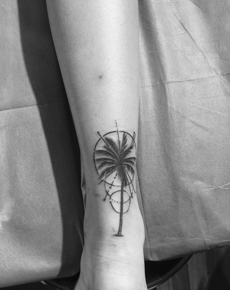 小椰树纹身图片