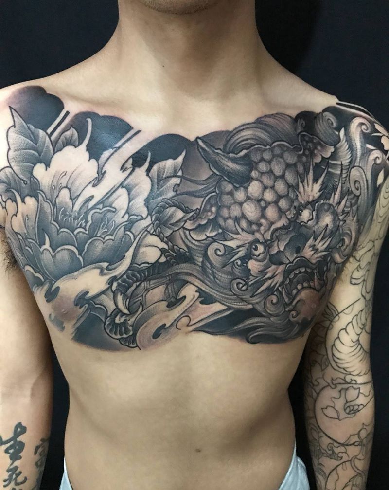 富贵唐狮 飞针点刺 看细节纹身图片_成品胸部传统动物纹身图案