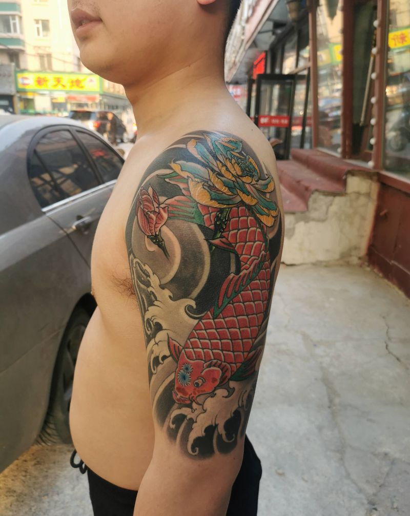 鱼纹身图片_老传统新传统纹身图案