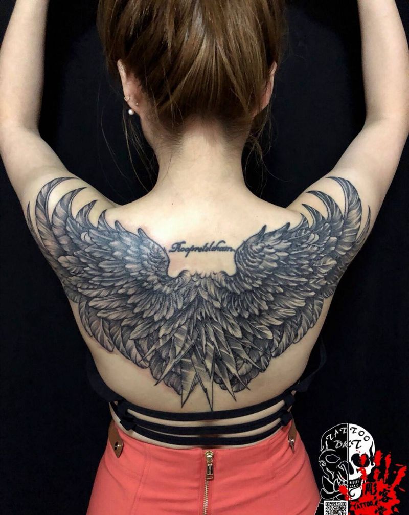 点刺飞针翅膀纹身 遮盖纹身图片_成品背部传统原创纹身图案