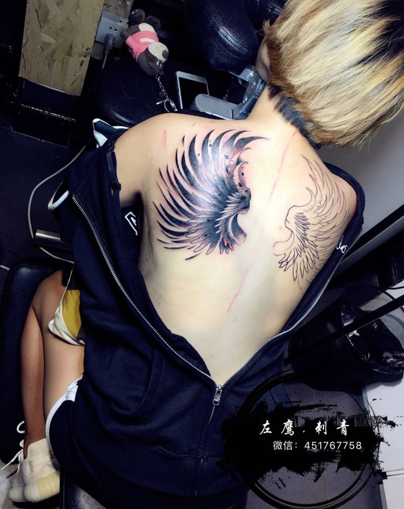 翅膀纹身图片_手稿背部原创纹身图案