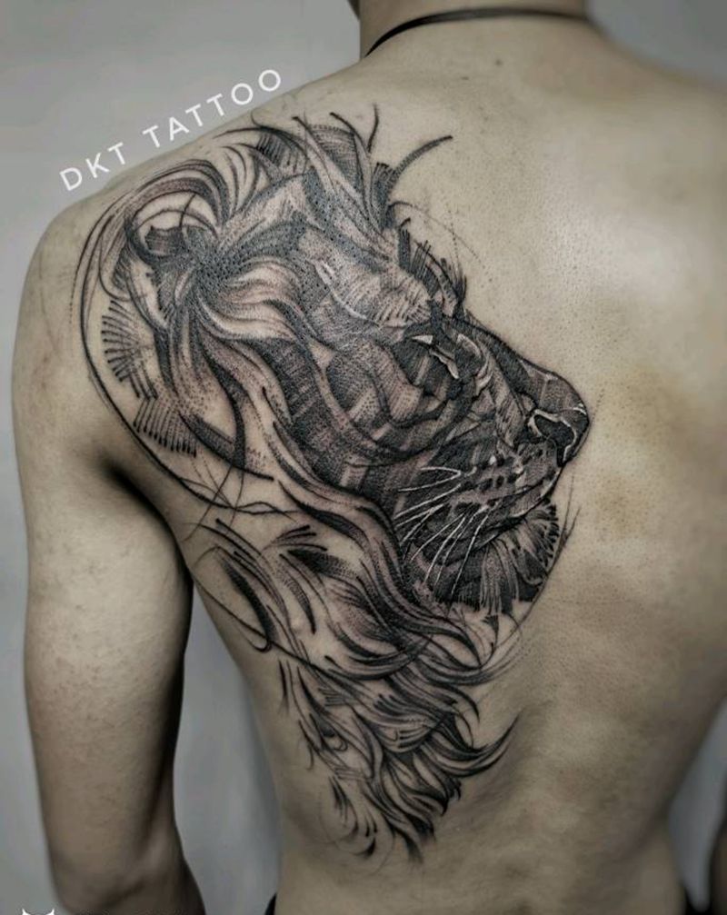 点刺飞针狮子纹身图片_肩部点刺纹身图案