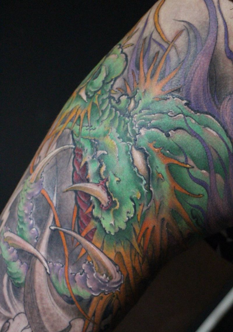 花腿龙纹身图片_腿部新传统纹身图案