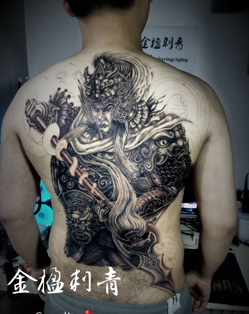 赵云赵子龙纹身图片_背部臀部新传统欧美写实纹身图案