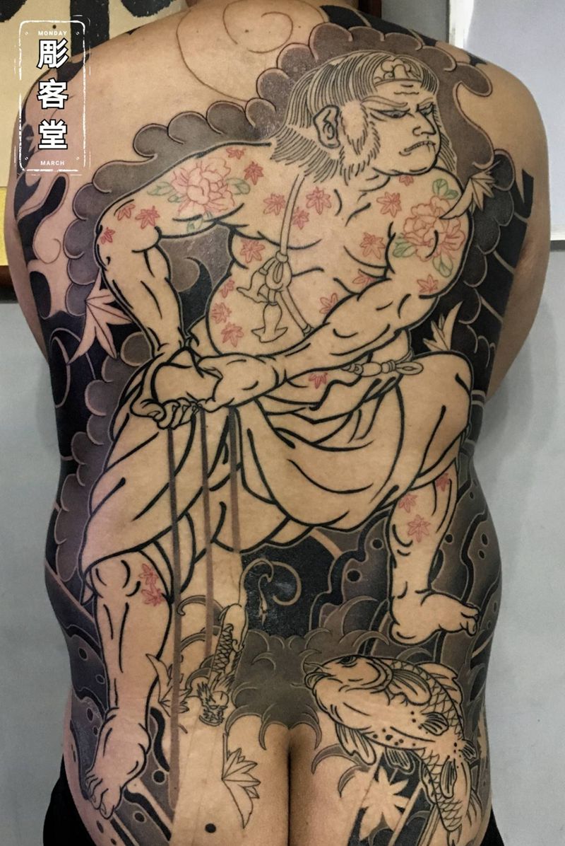 满背童威徒弟作品未完成待续纹身图片_背部老传统纹身图案