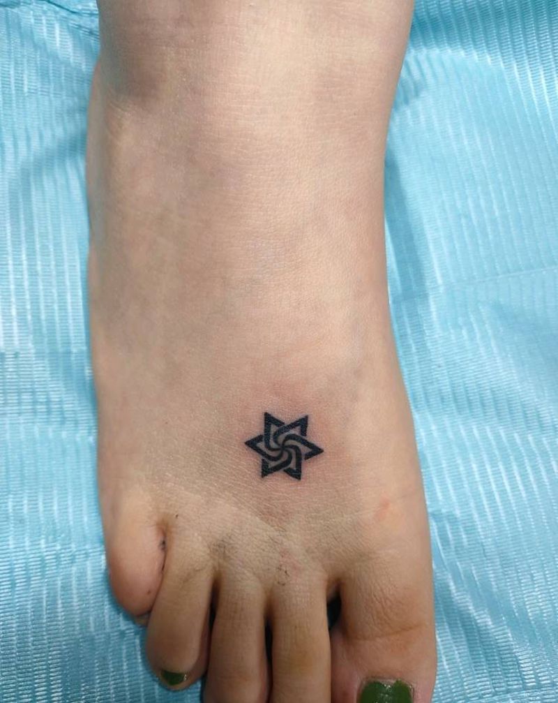 六芒星纹身图片_脚部纹身图案