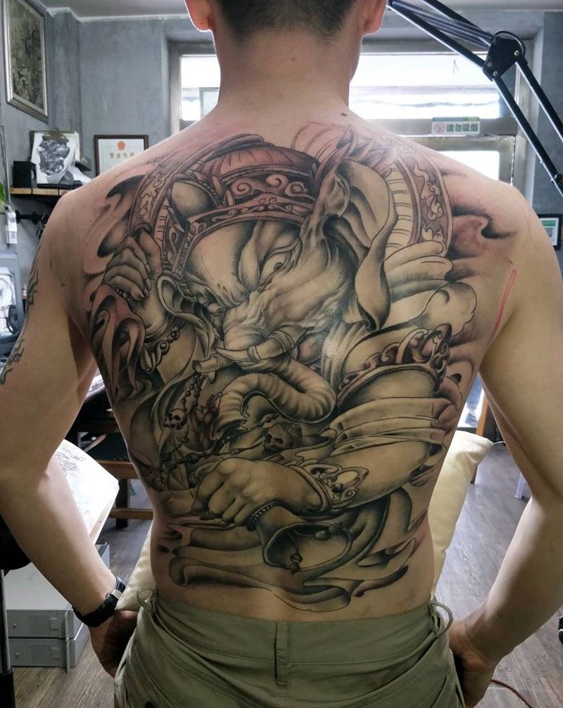 象神完工纹身图片