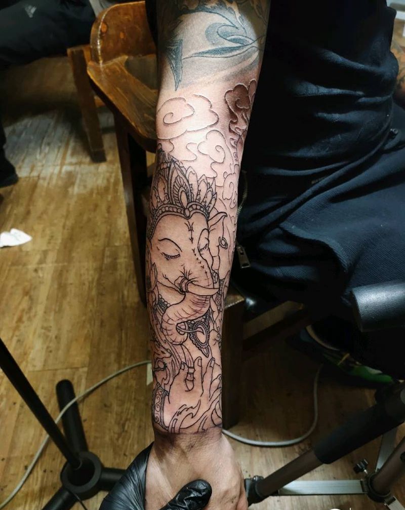 象神纹身图片_手臂纹身图案