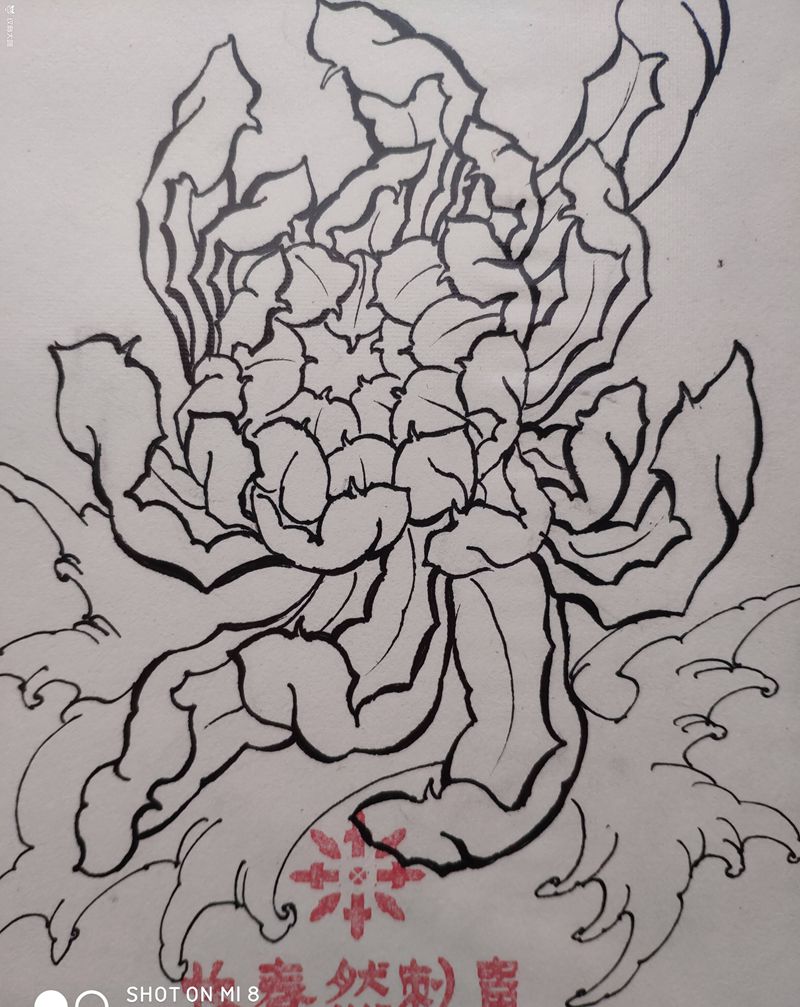 菊花线稿纹身图片_新传统纹身图案