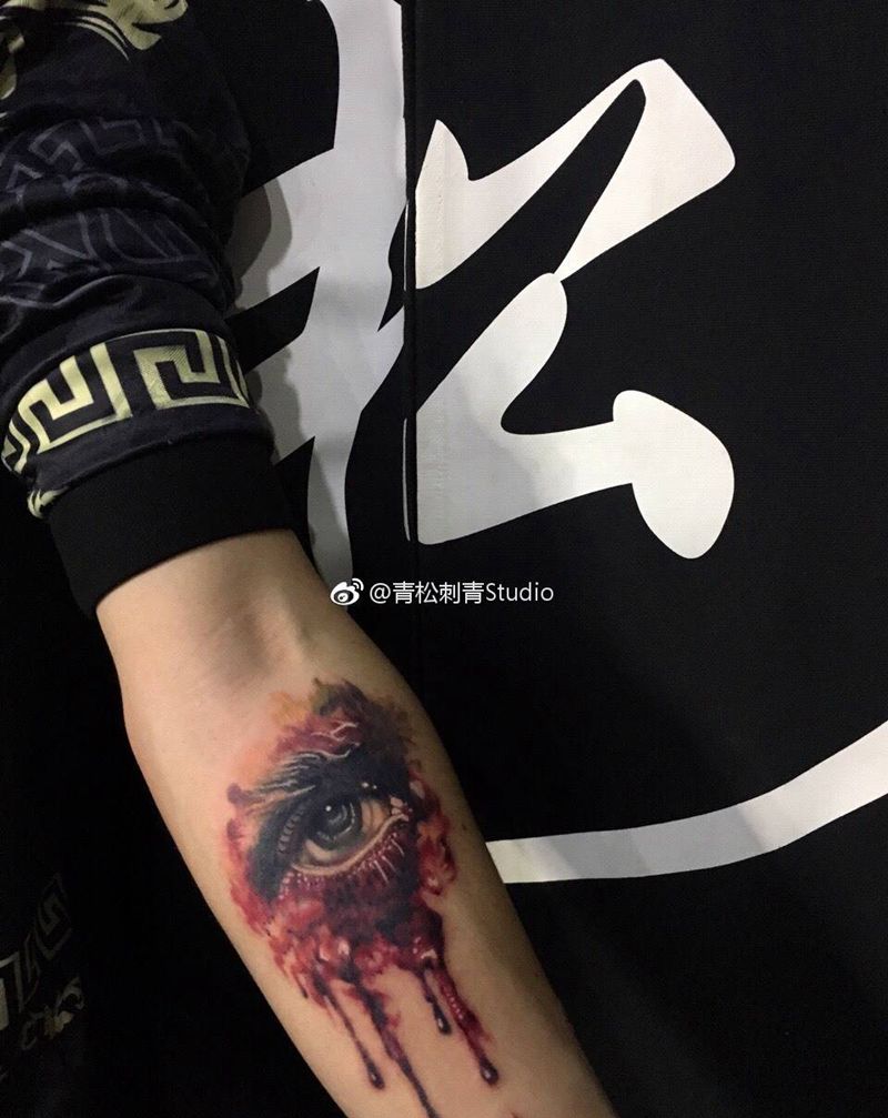 血眼纹身图片