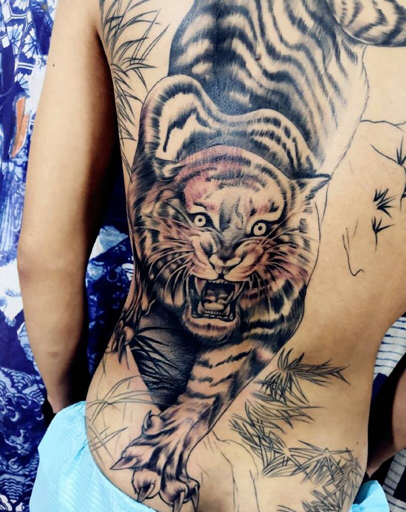 上色未完成纹身图片