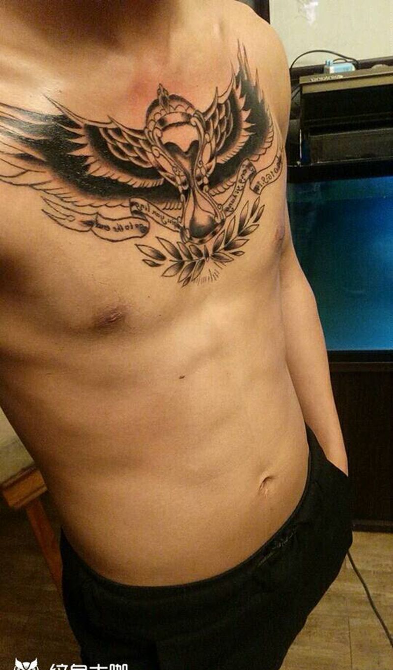 臂膀花胸(未完成)纹身图片