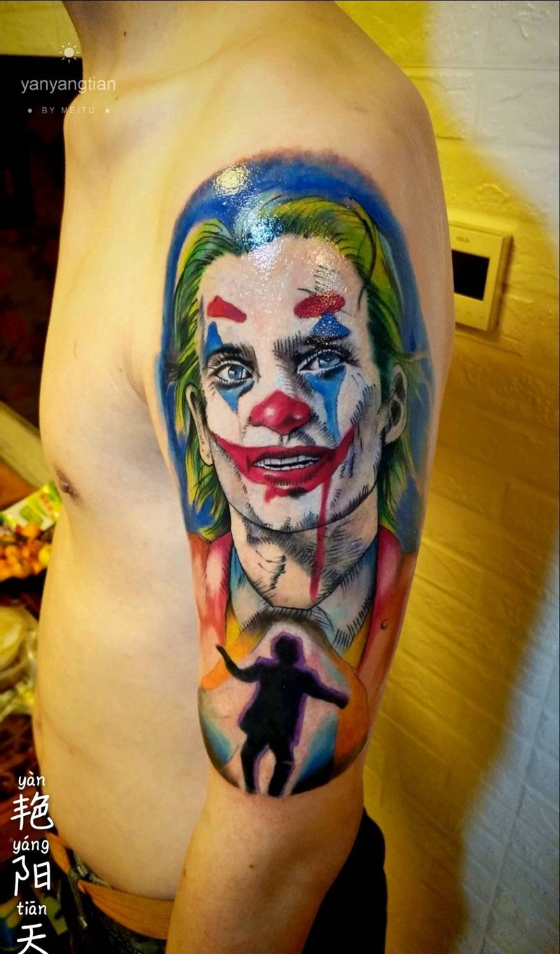 2019小丑《亚瑟》纹身图片_手臂水彩欧美写实纹身图案