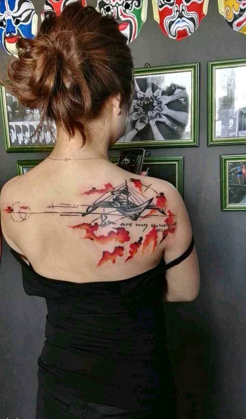 后背纹身图片_水彩纹身图案