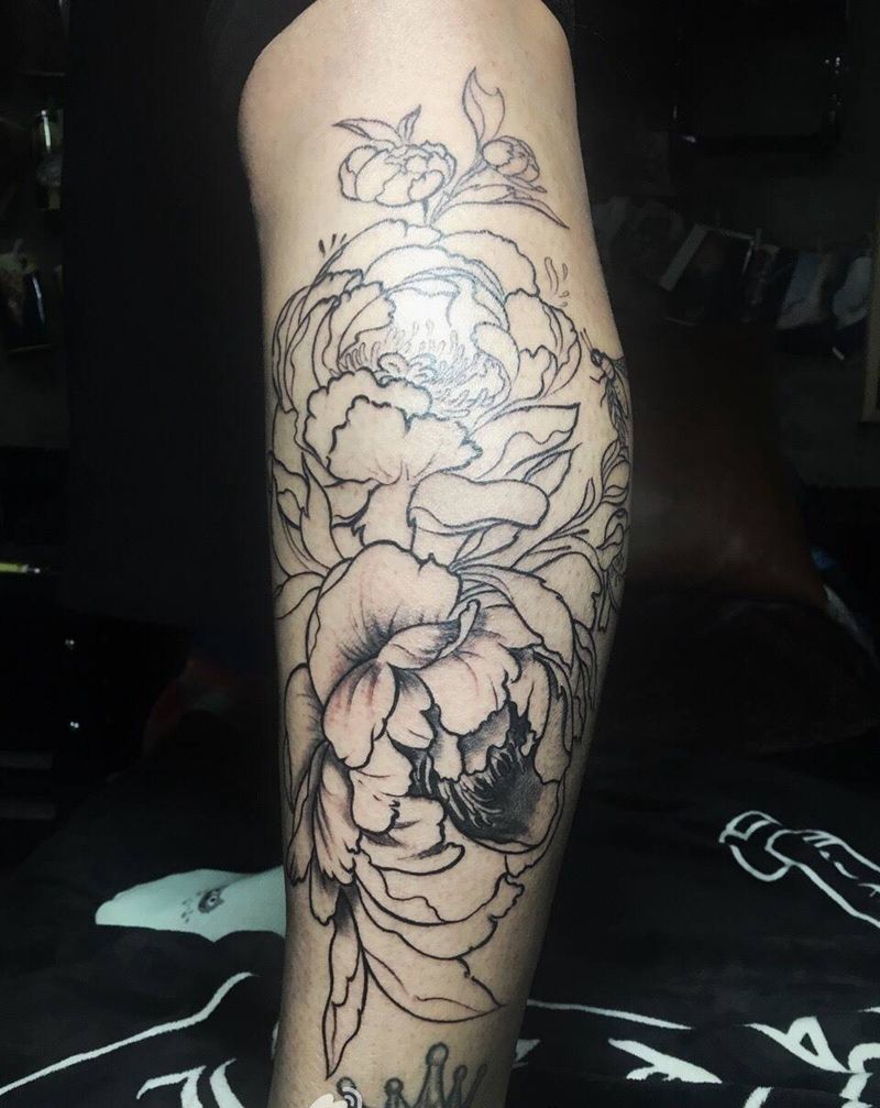 彩色牡丹未完成纹身图片
