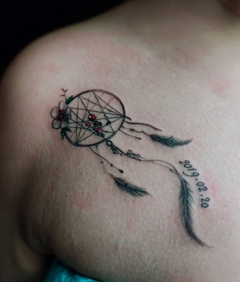 捕梦网纹身图片_肩部纹身图案