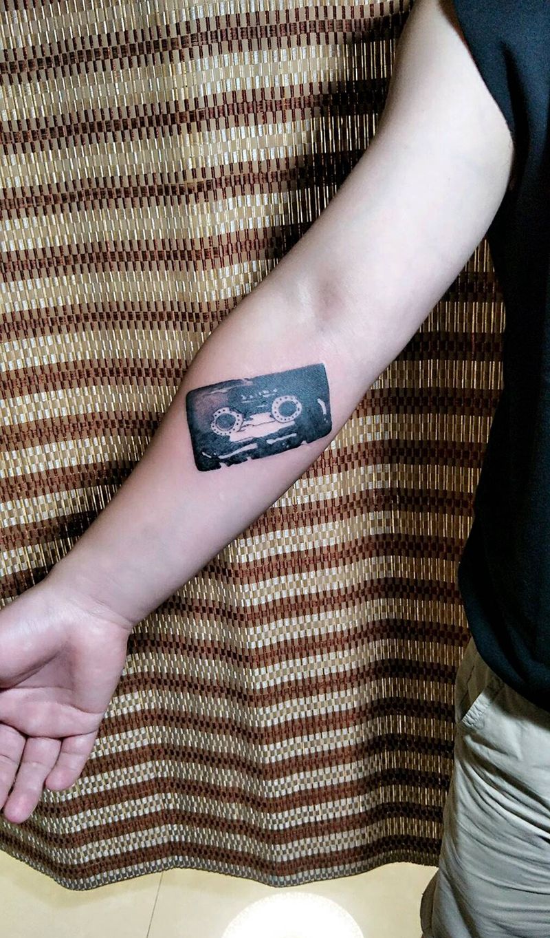 音乐情怀纹身图片_手臂纹身图案