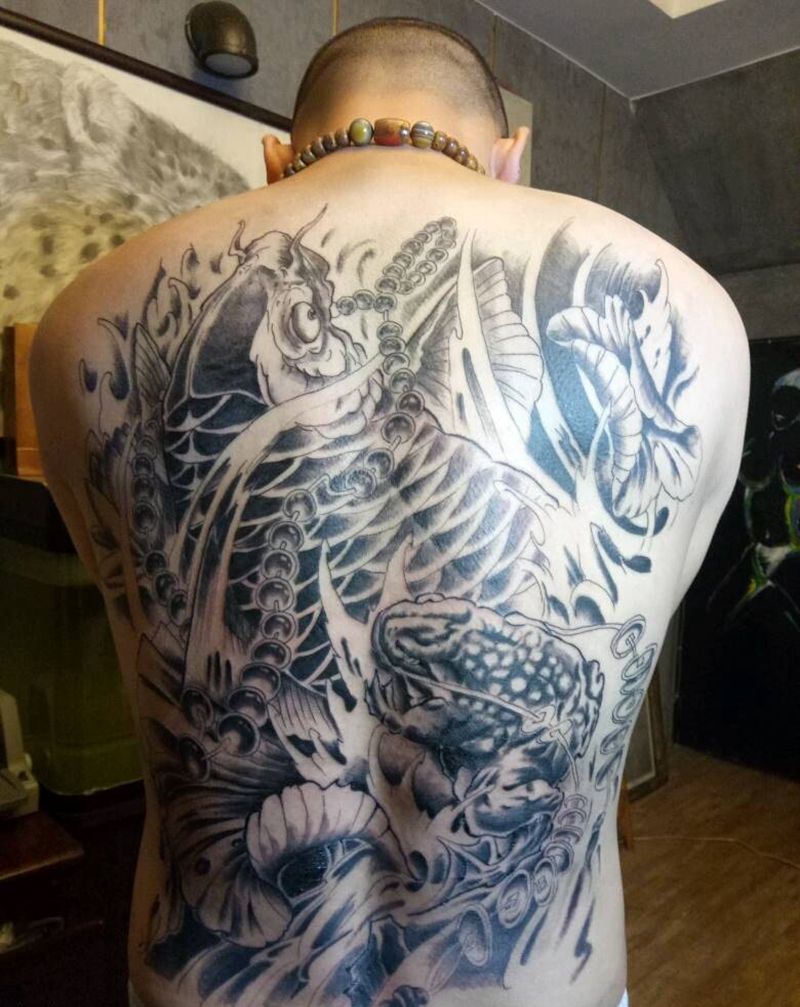 满背鲤鱼(麻药)纹身图片