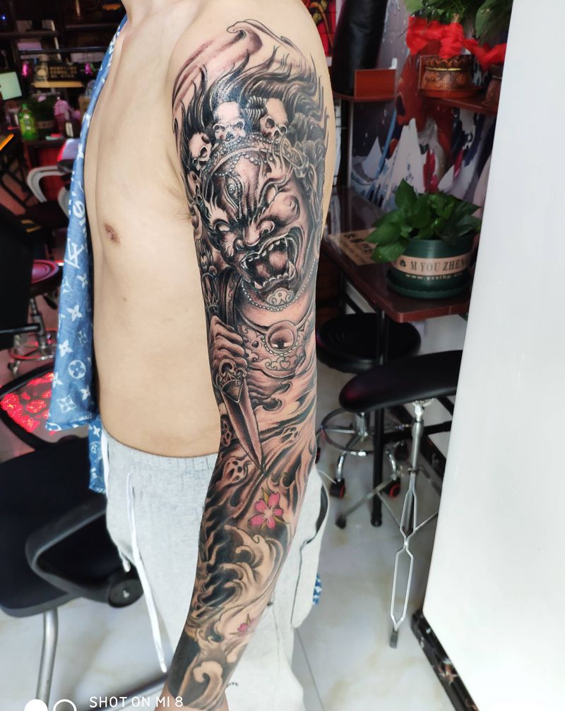 自带图大黑天纹身图片_新传统纹身图案