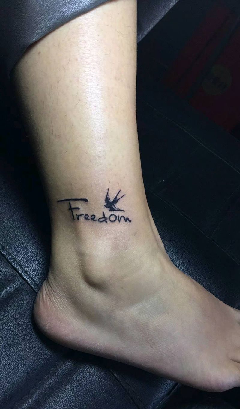 三个小清新纹身图片