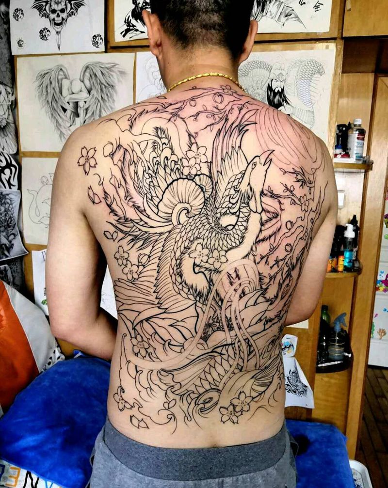 满背线条纹身图片