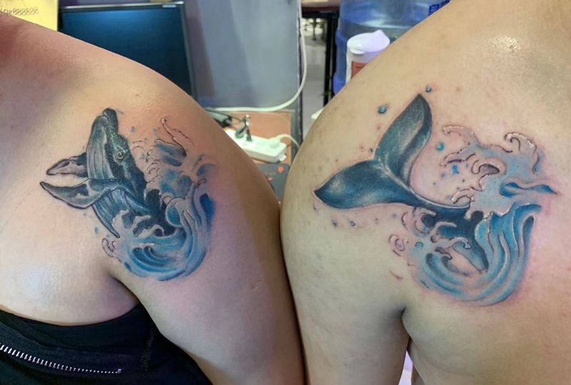 情侣款  鲲纹身图片_肩部纹身图案