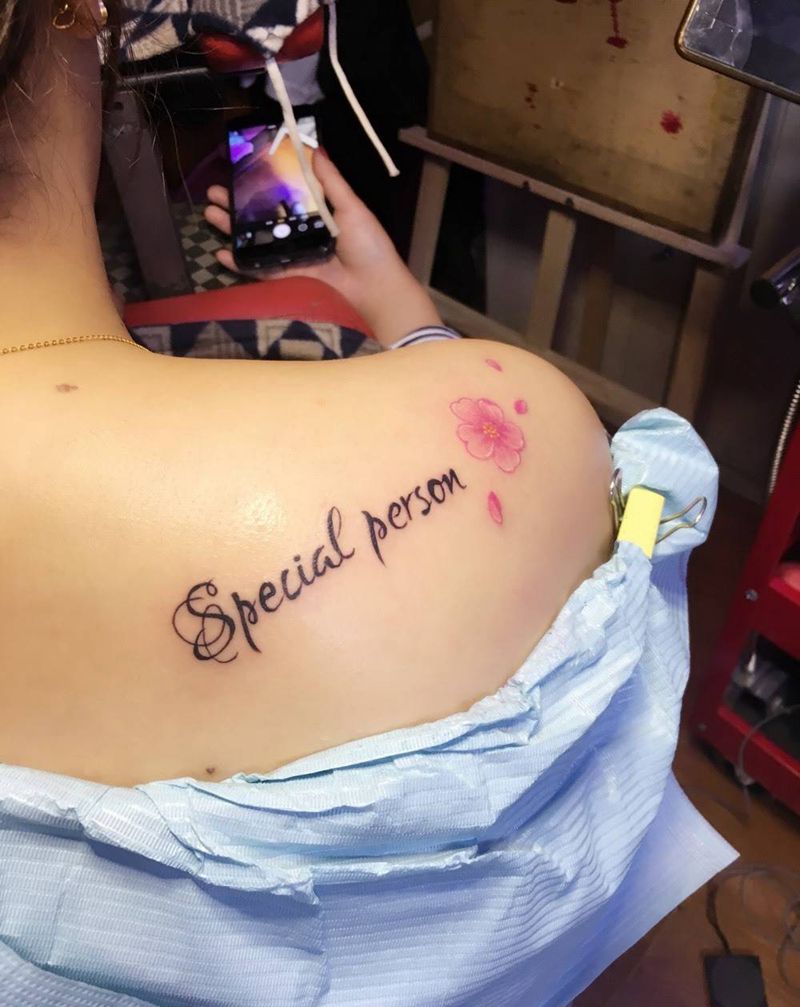 英文 花纹身图片