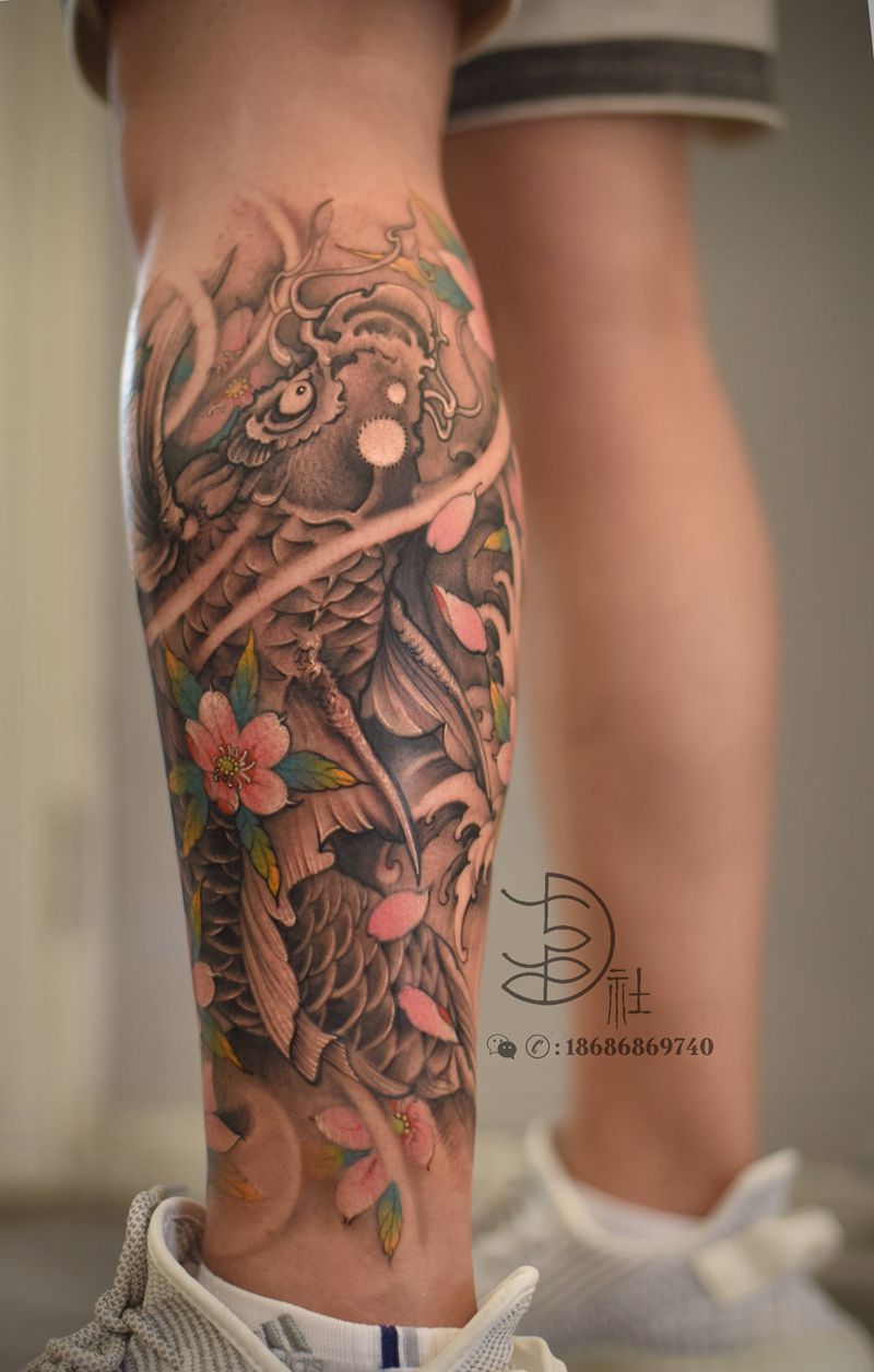 鱼纹身图片_脚部腿部新传统纹身图案