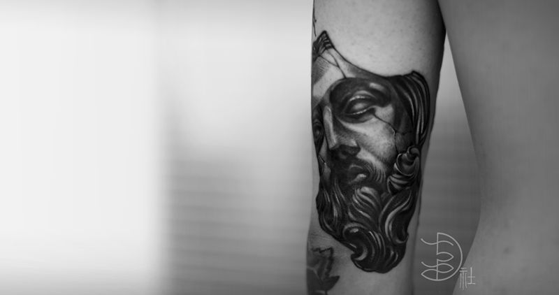 大胡子纹身图片_手臂Old School纹身图案