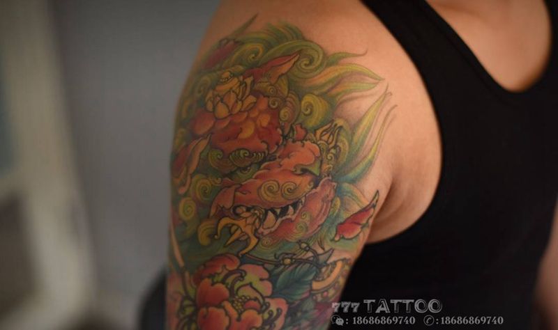 彩色唐狮纹身图片