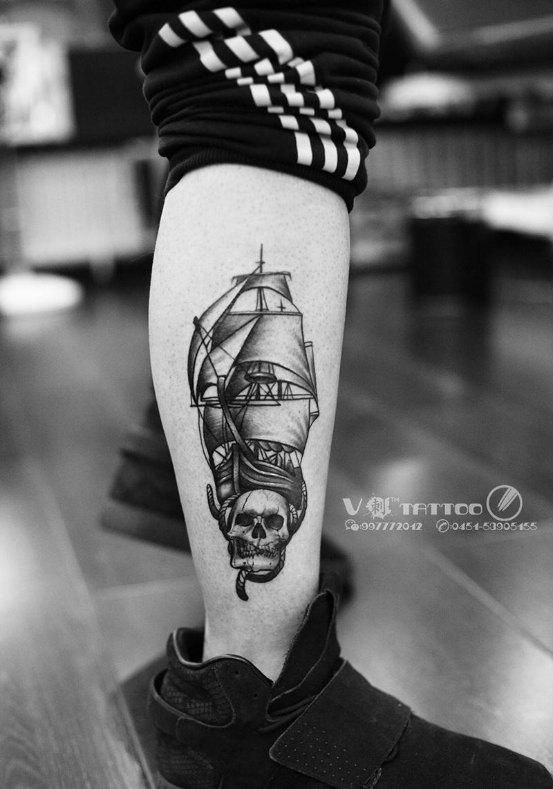 小腿帆船纹身图片