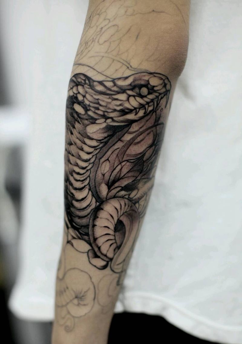 小臂未完纹身图片