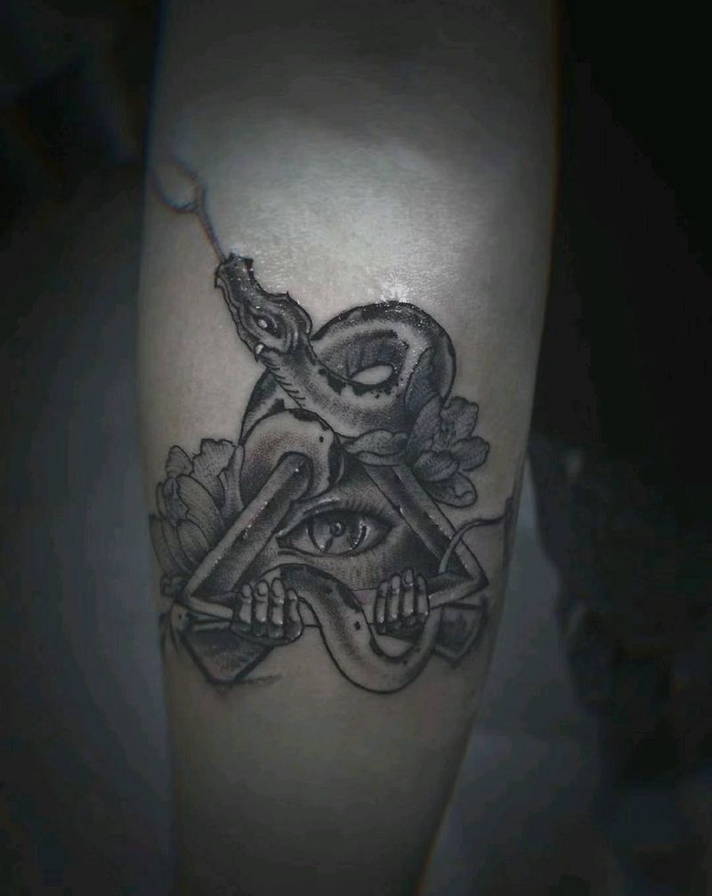 上帝之眼纹身图片_手臂纹身图案