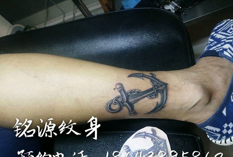 船锚纹身图片_腿部清新成品纹身图案