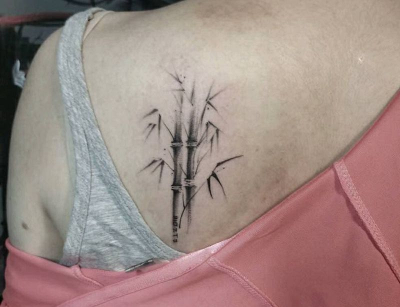 水墨竹子纹身图片_背部水墨纹身图案