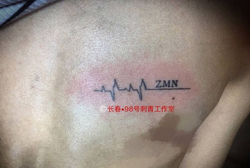 心电纹身图片