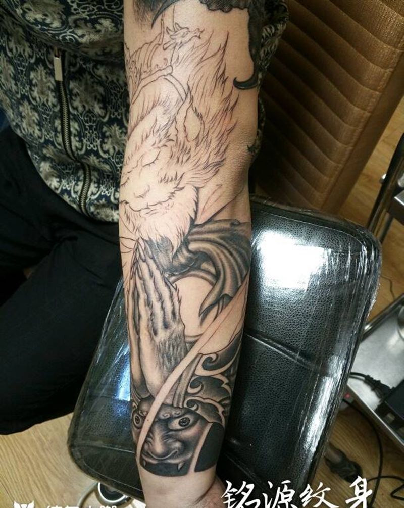 花臂纹身图片_手臂传统人物纹身图案