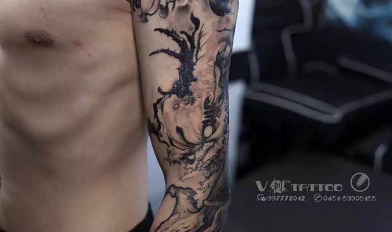 七分裤纹身图片