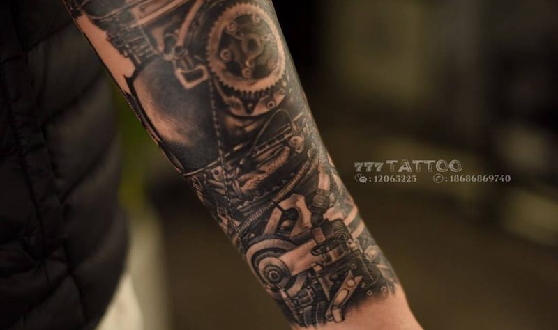 机械手臂纹身图片