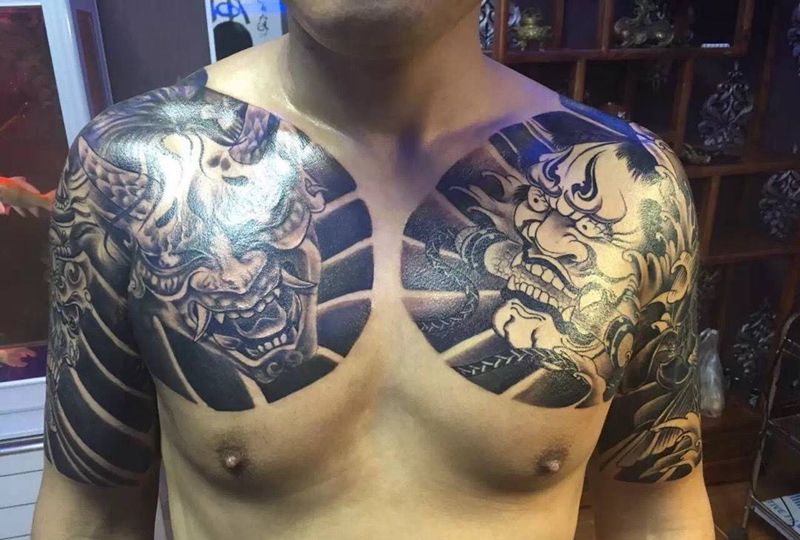 半甲 般若纹身图片