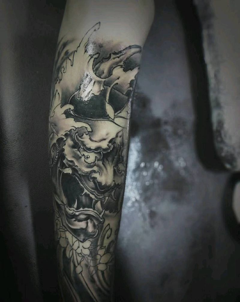 般若纹身图片_腿部新传统纹身图案