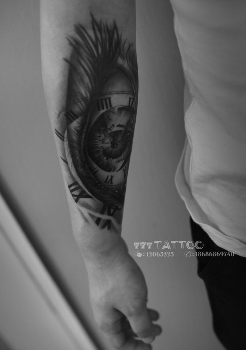 眼睛纹身图片